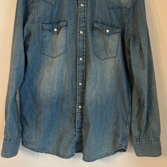 Levi’s Men’s Pearl button Snap Western wear long sleeve chambray shirt medium - Picture 3 of 9